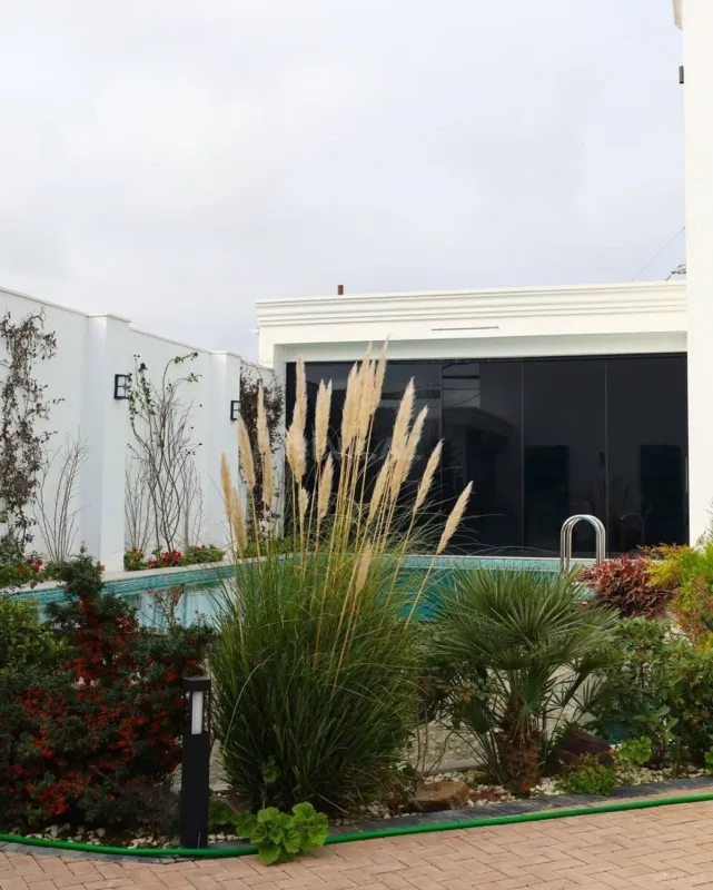 Kirayə verilir 5 otaqlı həyət evi 300 m²