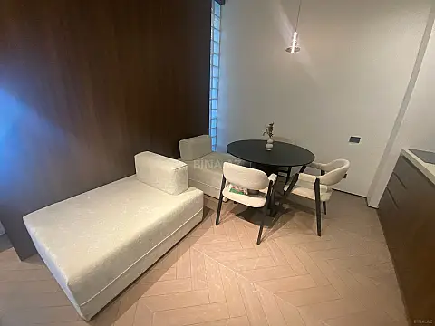 Satılır 2 otaqlı mənzil 58 m²