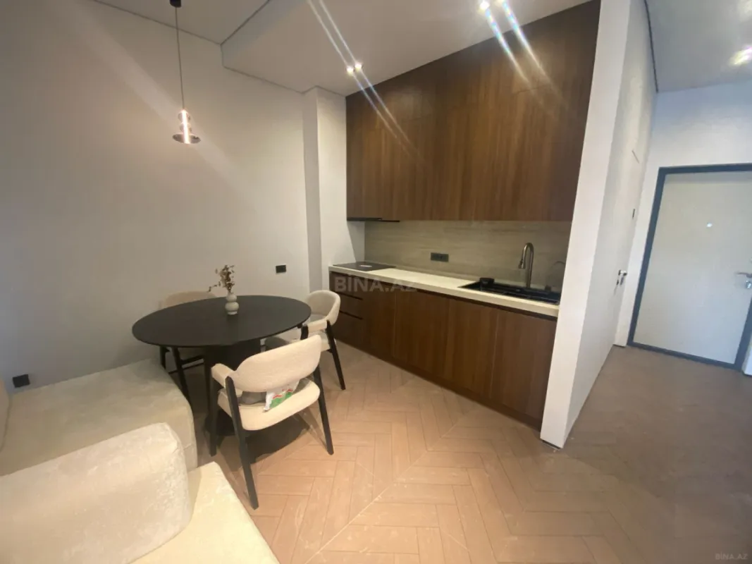 Satılır 2 otaqlı mənzil 58 m²