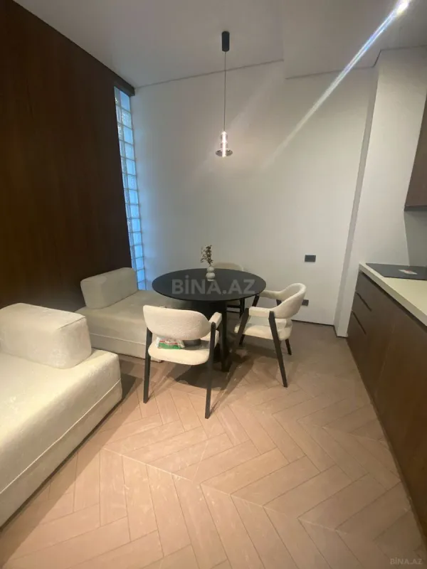 Satılır 2 otaqlı mənzil 58 m²