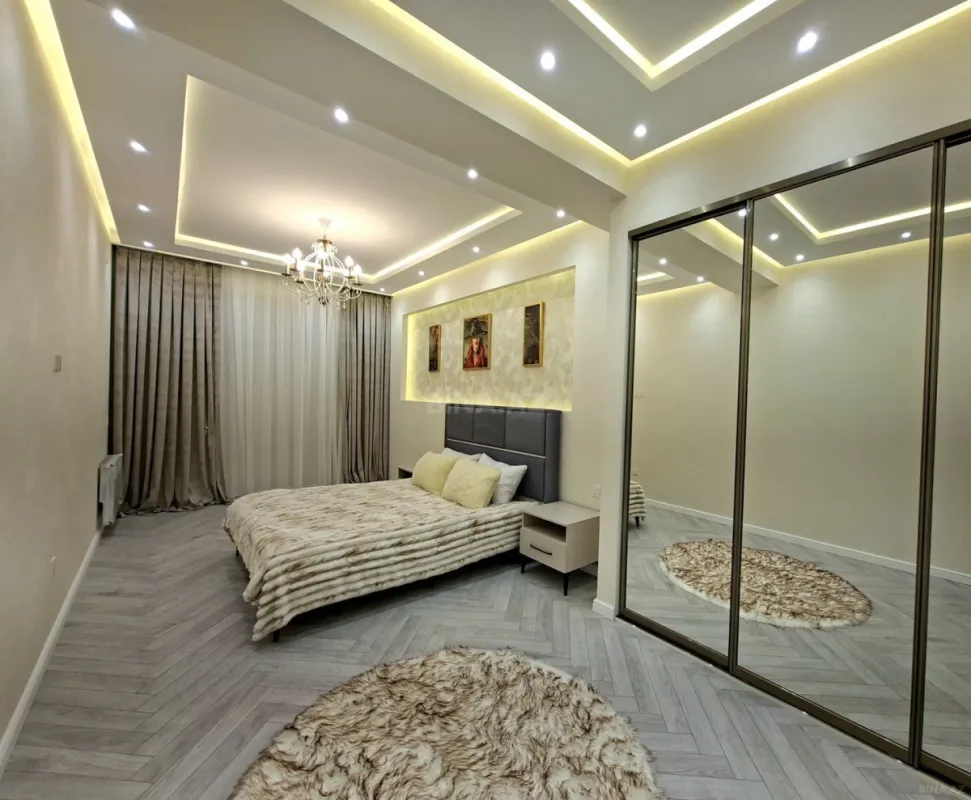 Satılır 3 otaqlı mənzil 99 m²