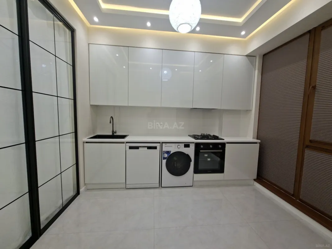 Satılır 3 otaqlı mənzil 99 m²