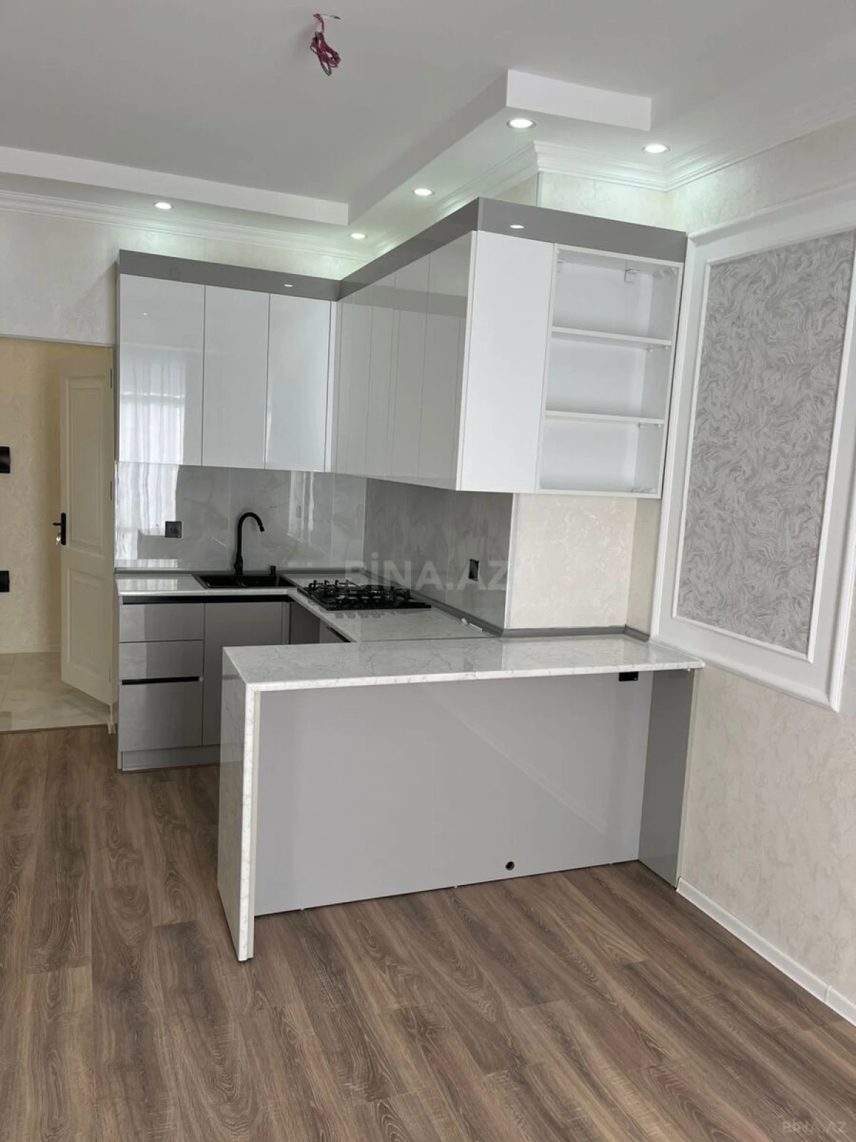 Satılır 3 otaqlı mənzil 74 m²