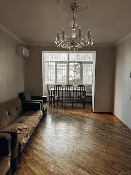 Satılır 2 otaqlı mənzil 50 m²