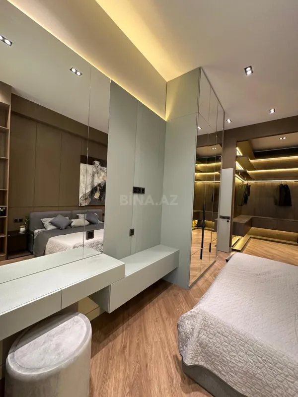 Kirayə verilir 3 otaqlı mənzil 130 m²