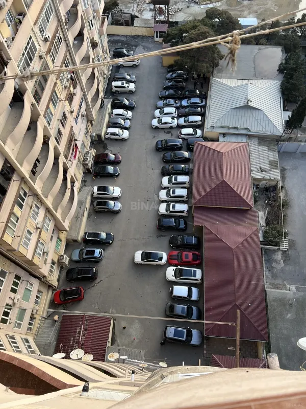 Satılır 2 otaqlı mənzil 71 m²