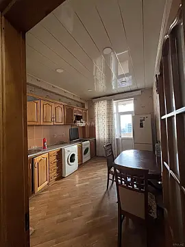 Satılır 2 otaqlı mənzil 71 m²