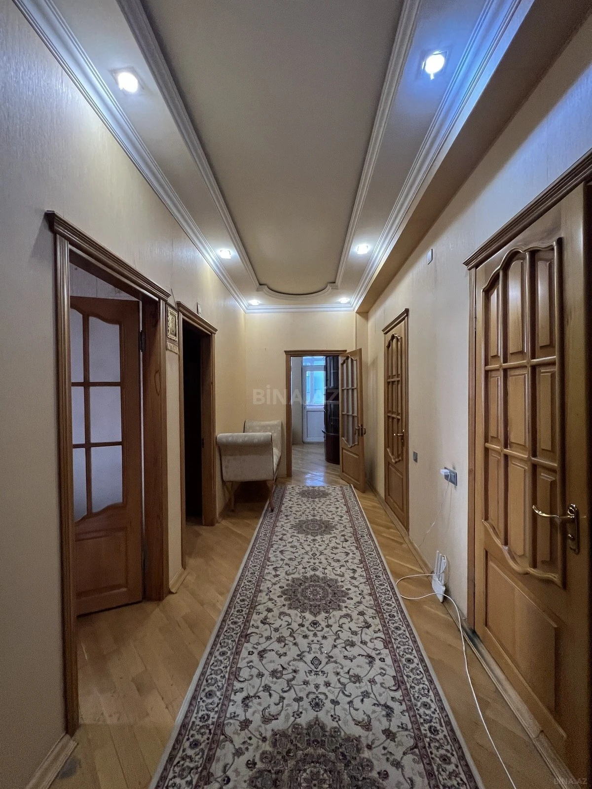 Satılır 2 otaqlı mənzil 71 m²
