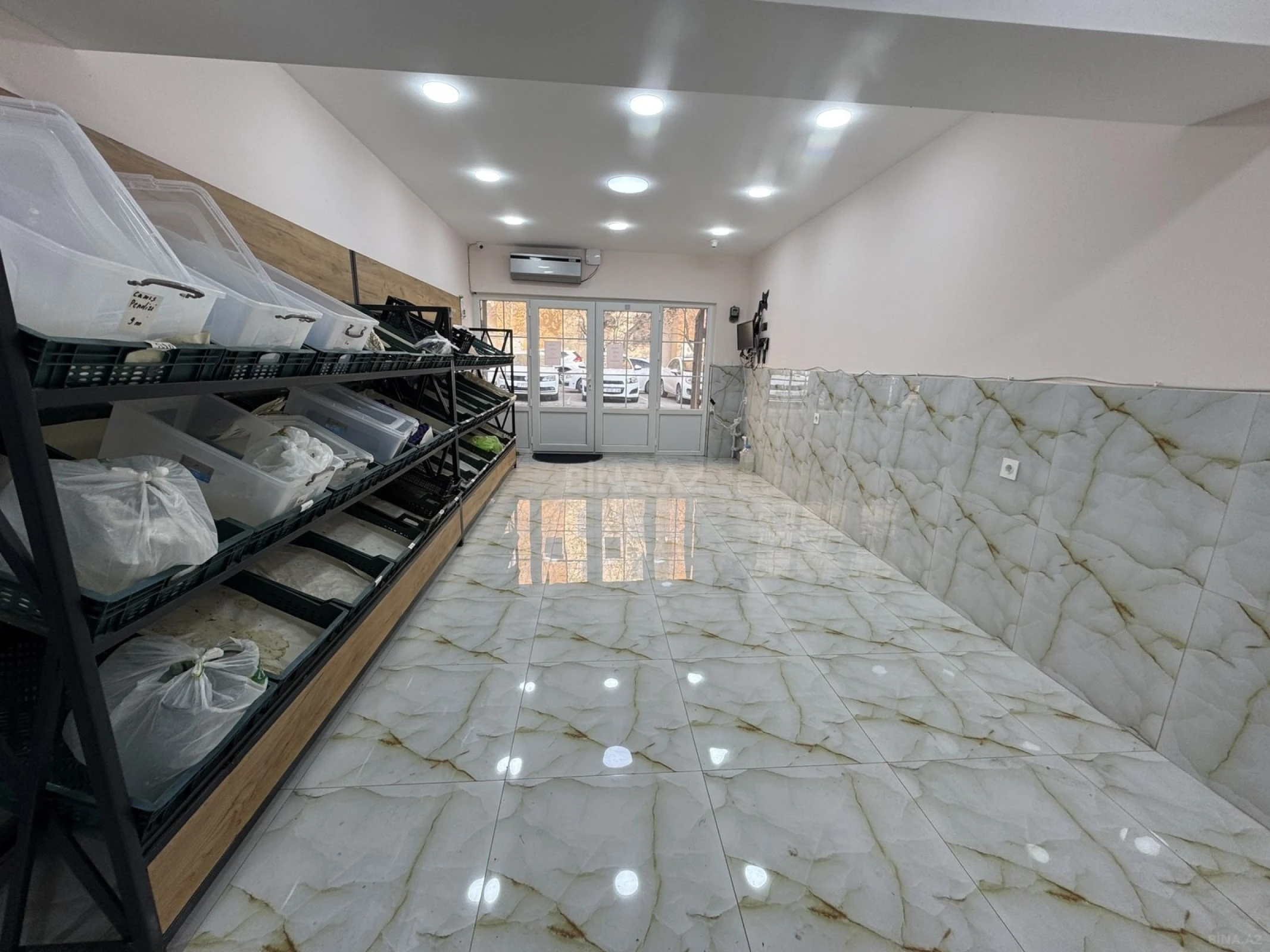 Kirayə verilir obyekt 30 m²