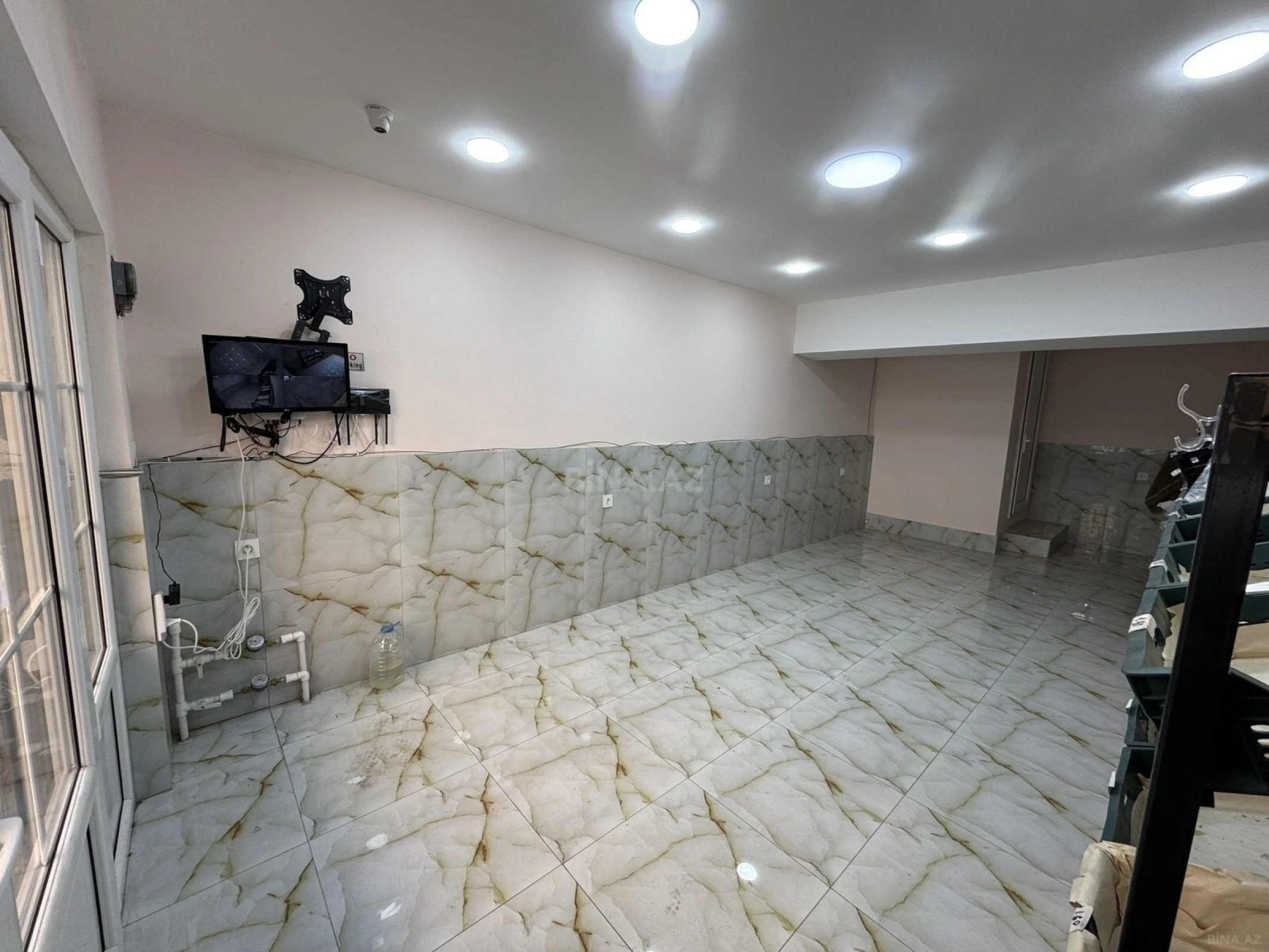 Kirayə verilir obyekt 30 m²