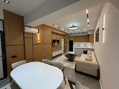 Satılır 2 otaqlı mənzil 66 m²