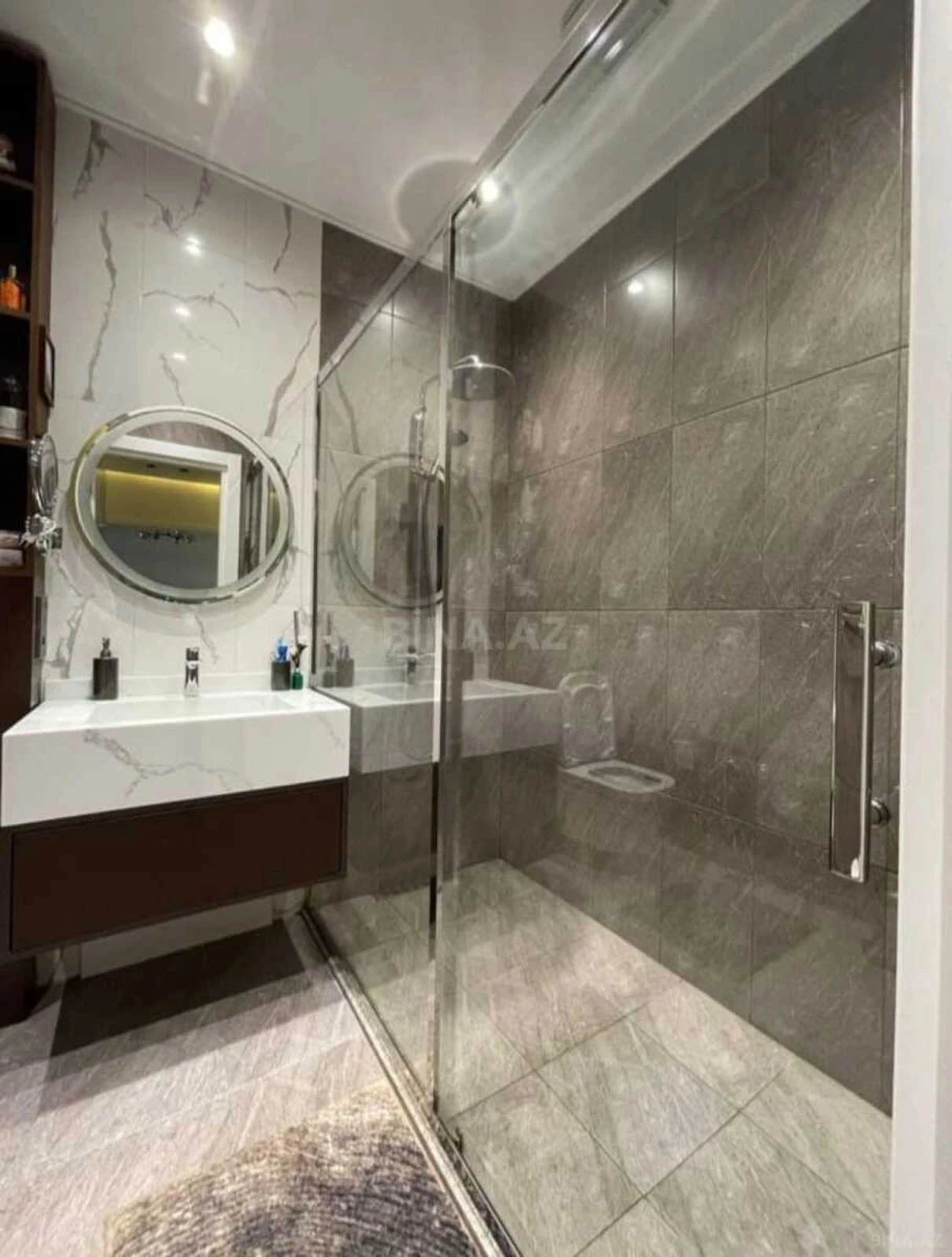 Kirayə verilir 2 otaqlı mənzil 80 m²