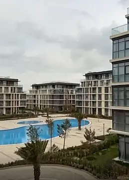 Satılır 2 otaqlı mənzil 102 m²