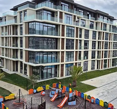 Satılır 2 otaqlı mənzil 102 m²