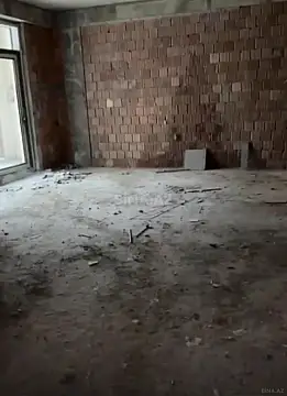 Satılır 2 otaqlı mənzil 102 m²