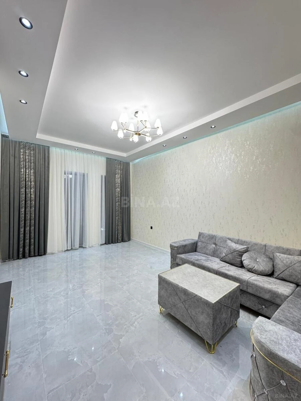 Satılır 4 otaqlı həyət evi 170 m²
