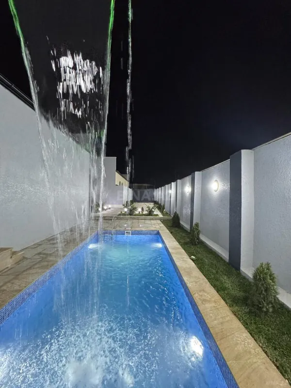 Satılır 4 otaqlı həyət evi 170 m²