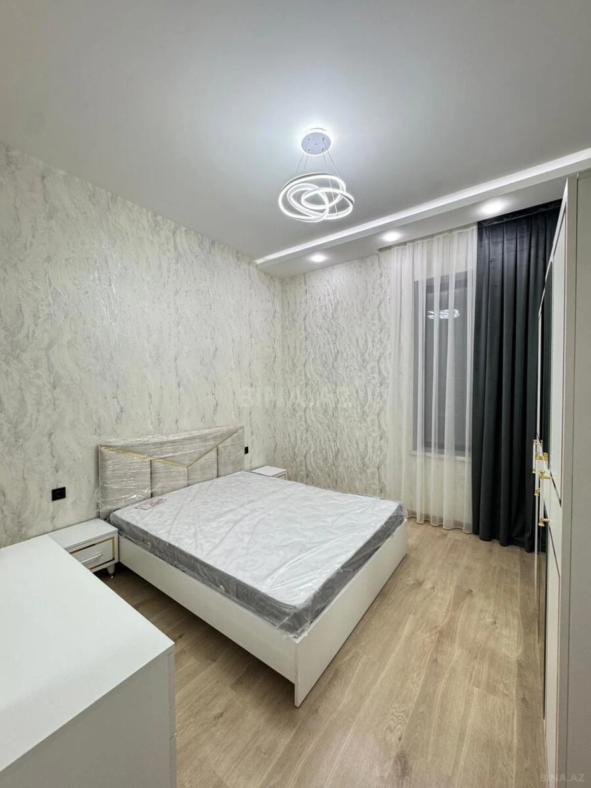 Satılır 4 otaqlı həyət evi 170 m²