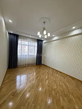 Satılır 3 otaqlı mənzil 83 m²