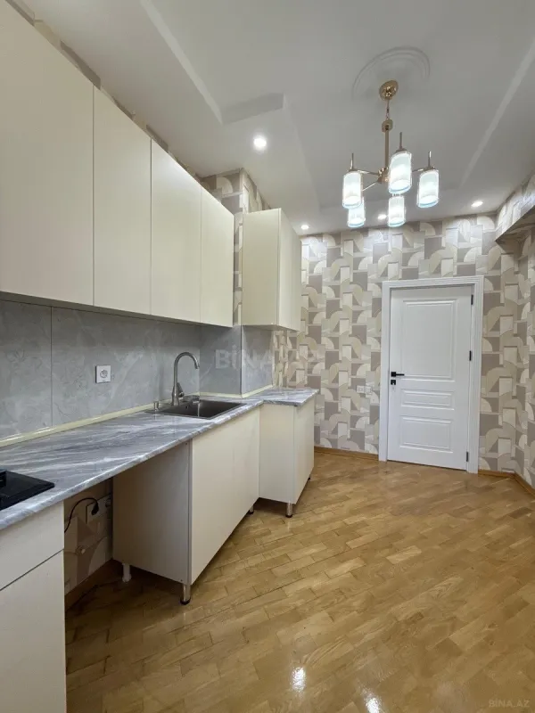 Satılır 3 otaqlı mənzil 83 m²