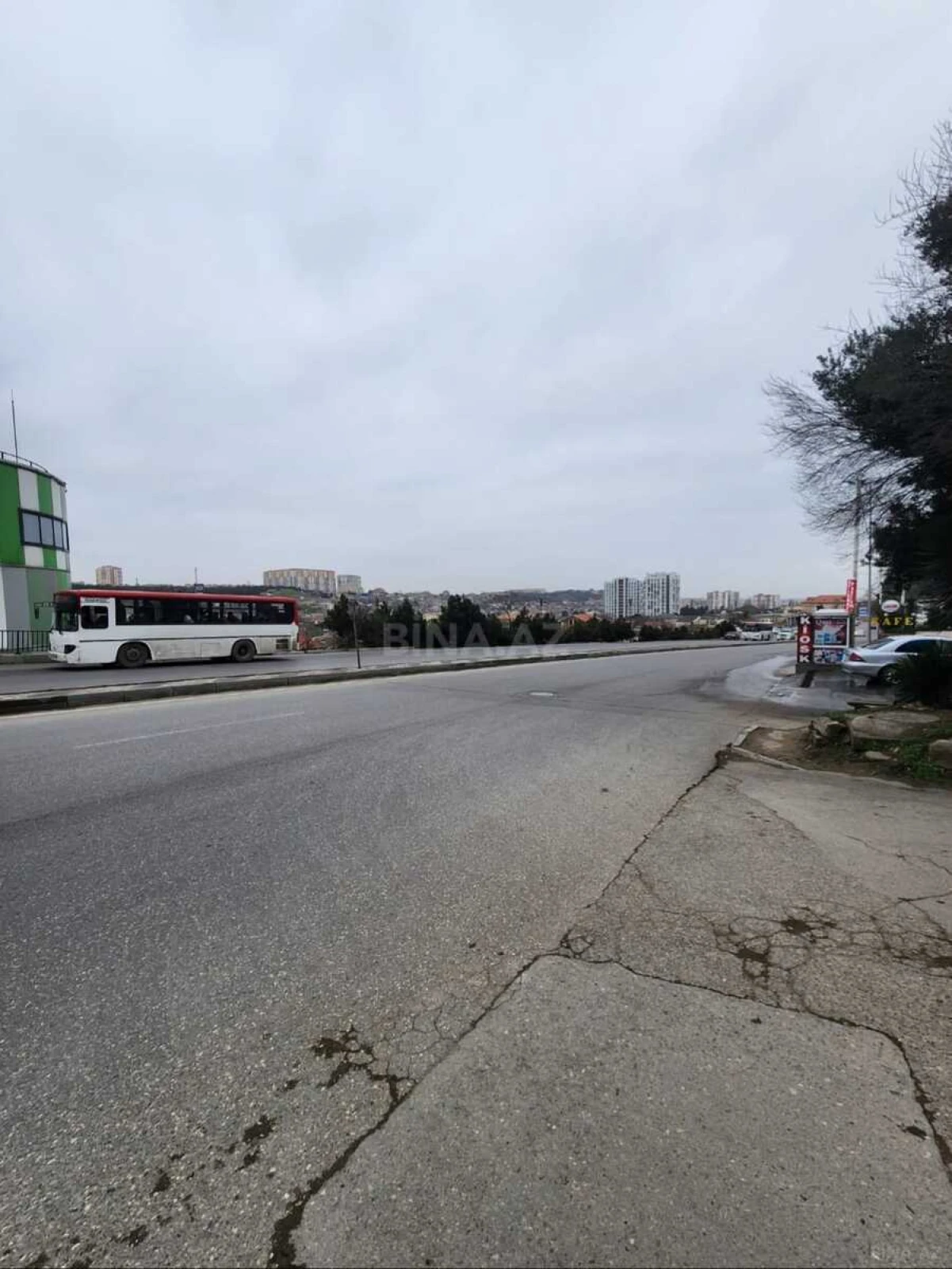 Satılır obyekt 100 m²