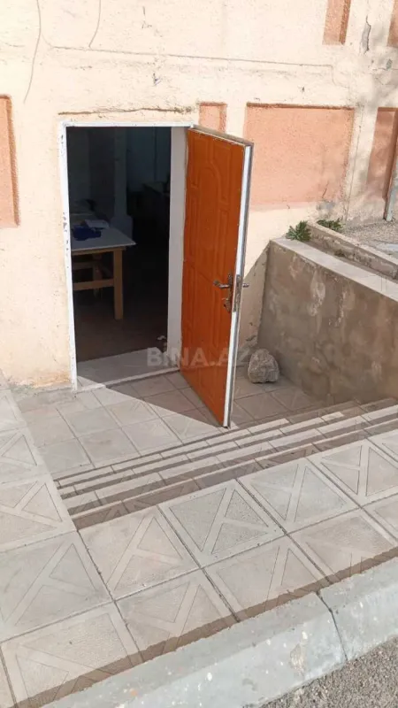 Satılır obyekt 100 m²