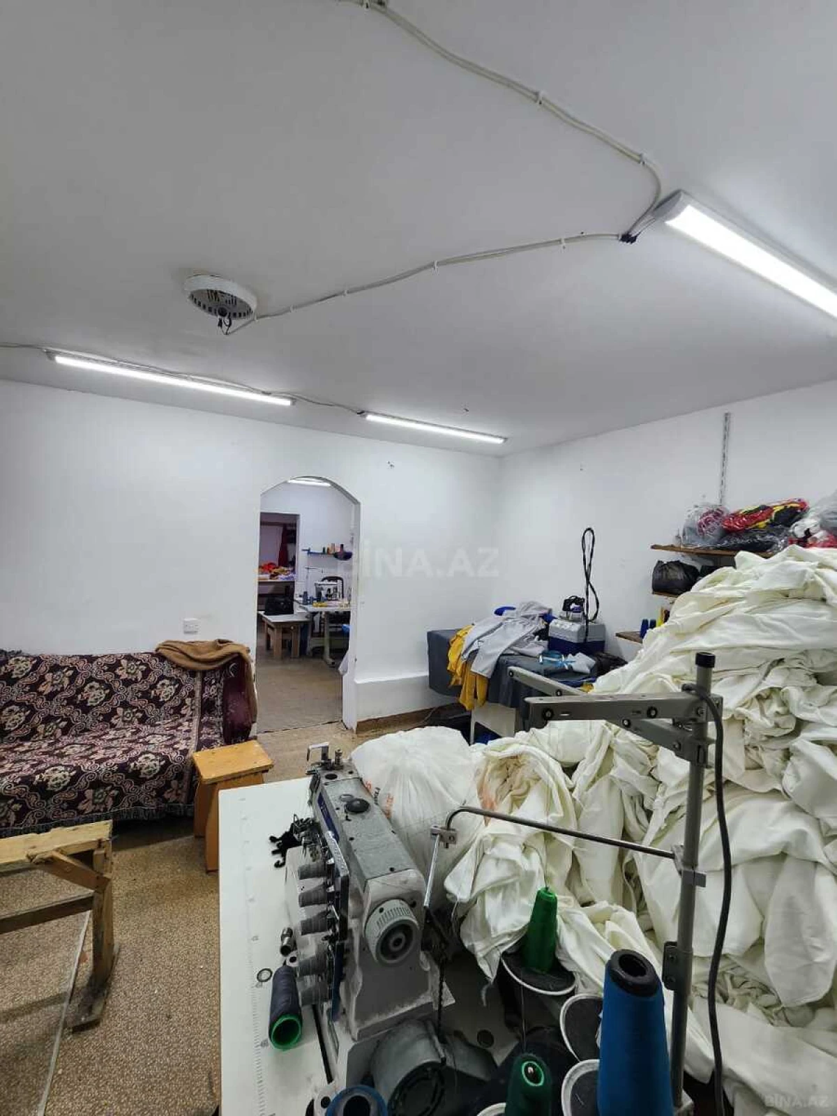 Satılır obyekt 100 m²