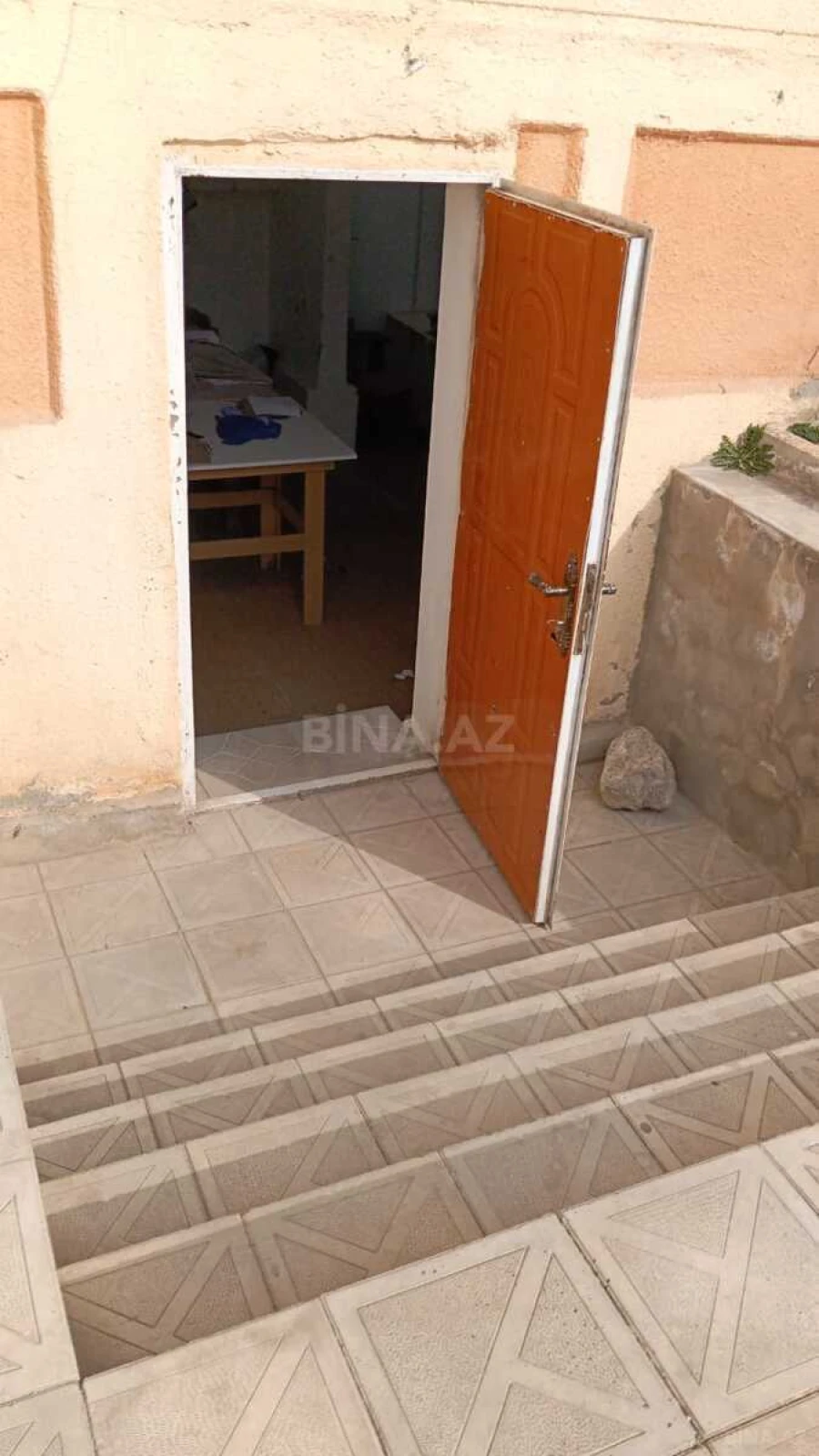 Satılır obyekt 100 m²