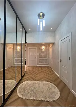 Kirayə verilir 2 otaqlı mənzil 75 m²