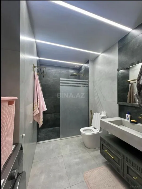 Kirayə verilir 2 otaqlı mənzil 75 m²