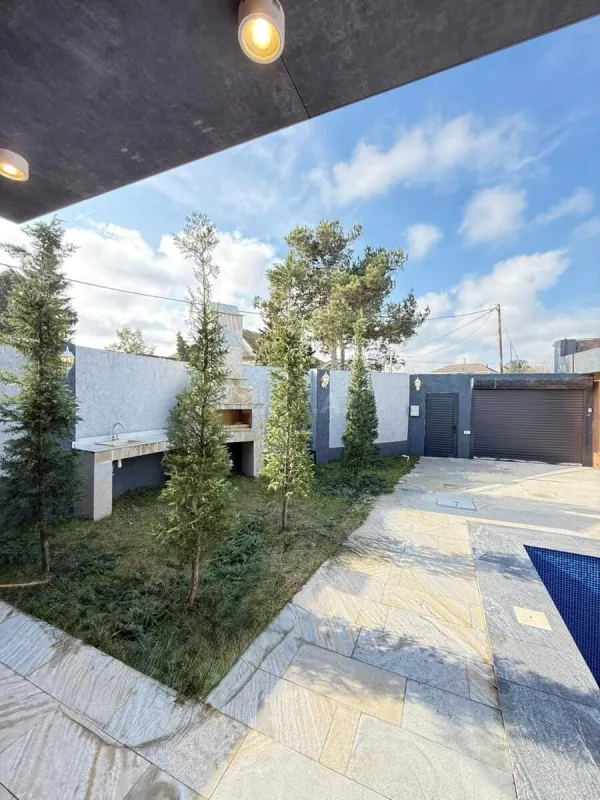 Satılır 4 otaqlı həyət evi 150 m²
