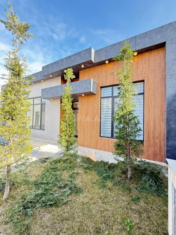 Satılır 4 otaqlı həyət evi 150 m²