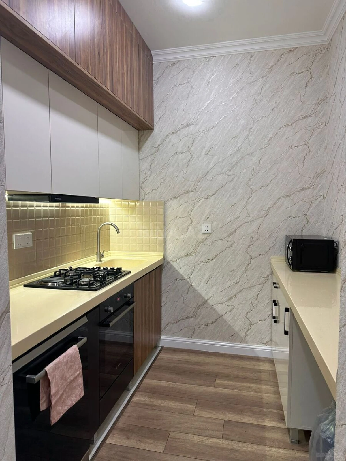 Satılır 2 otaqlı mənzil 80 m²