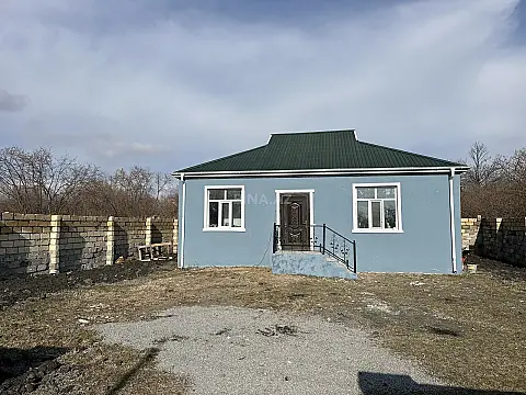 Satılır 3 otaqlı həyət evi 100 m² — Qəbələ 3 otaq 100.00 m²