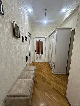 Satılır 2 otaqlı mənzil 88 m²