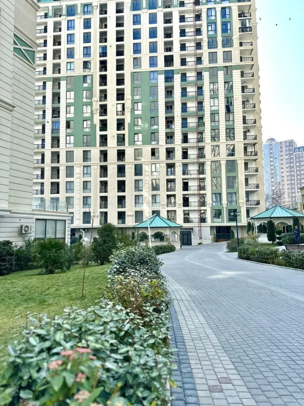 Satılır 2 otaqlı mənzil 60 m²