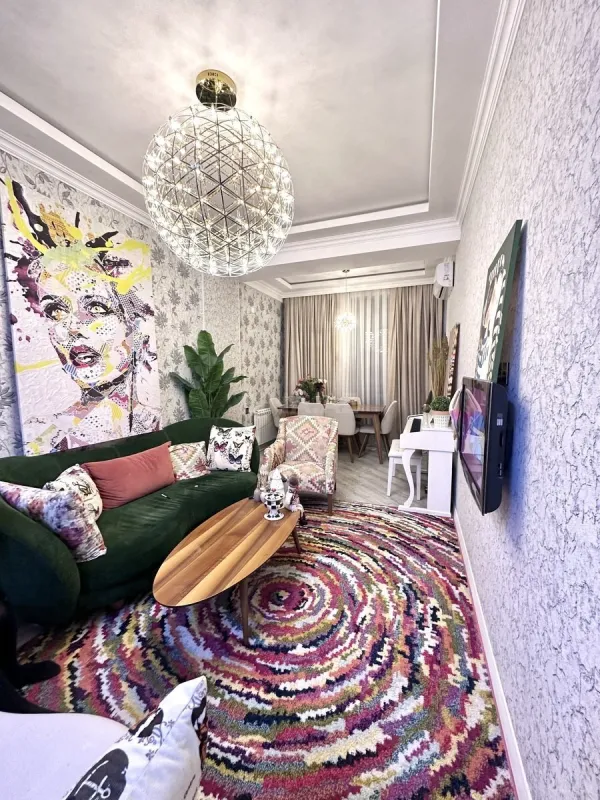 Satılır 2 otaqlı mənzil 60 m²