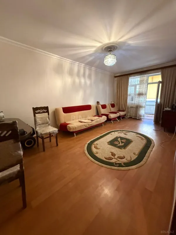 Satılır 2 otaqlı mənzil 63 m²