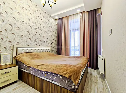 Satılır 2 otaqlı mənzil 51 m²