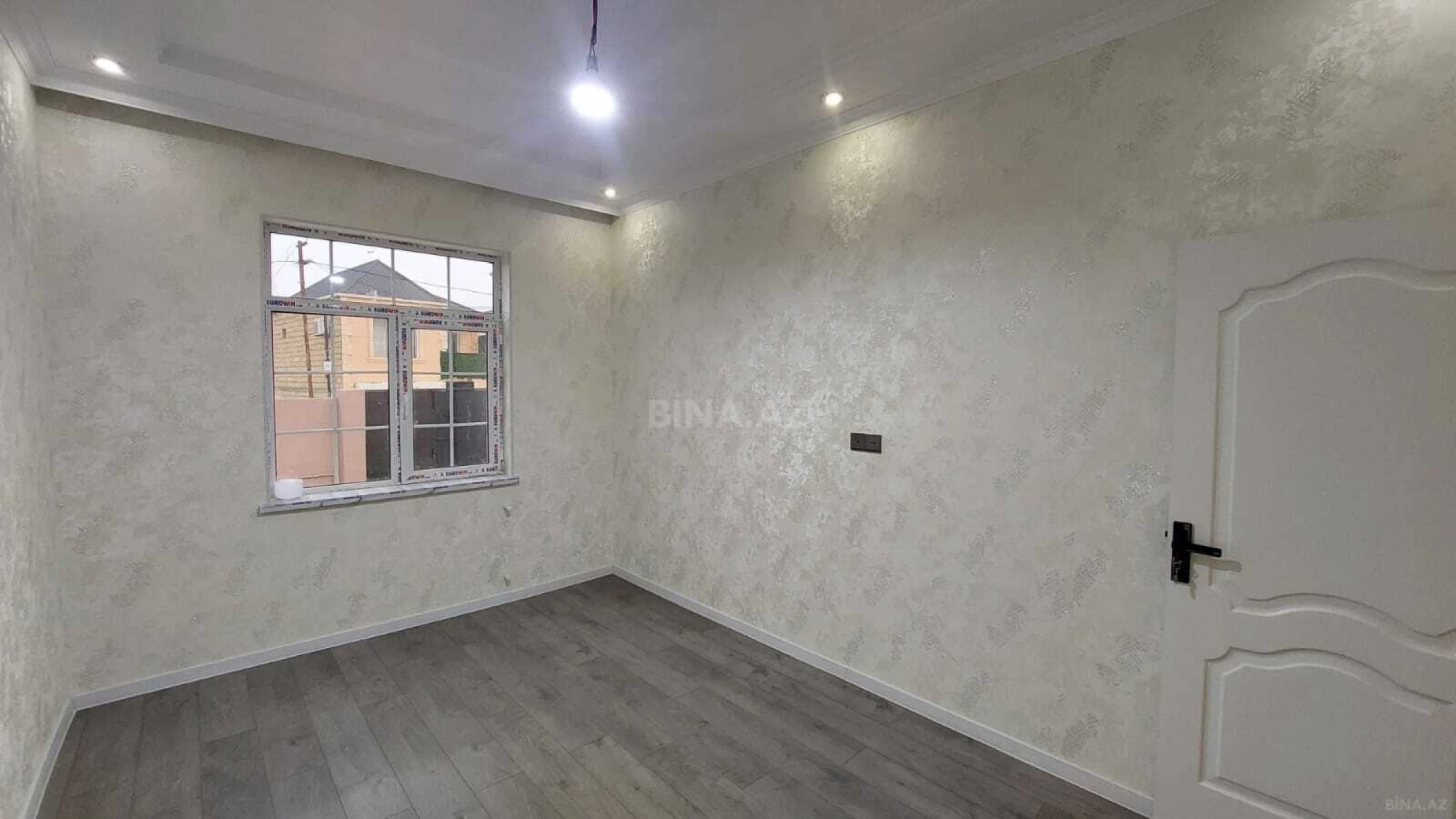 Satılır 3 otaqlı həyət evi 90 m²