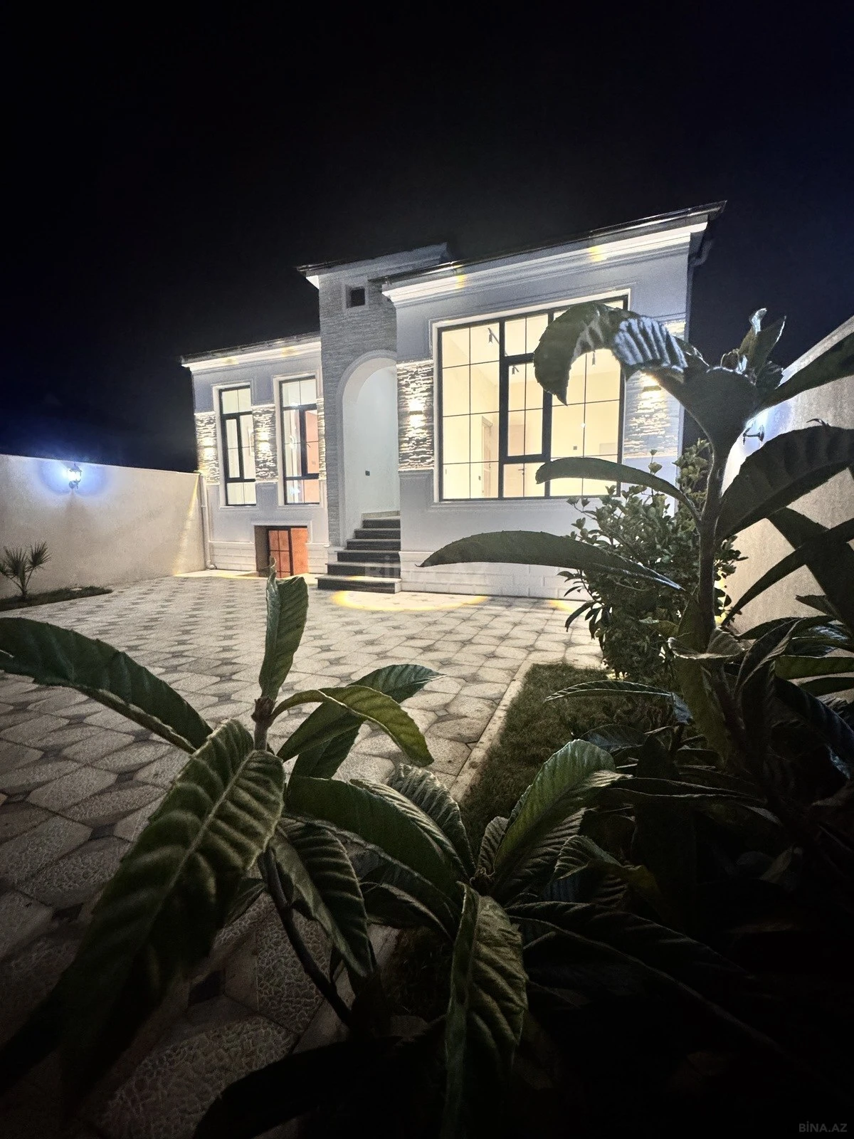 Satılır 4 otaqlı həyət evi 100 m²