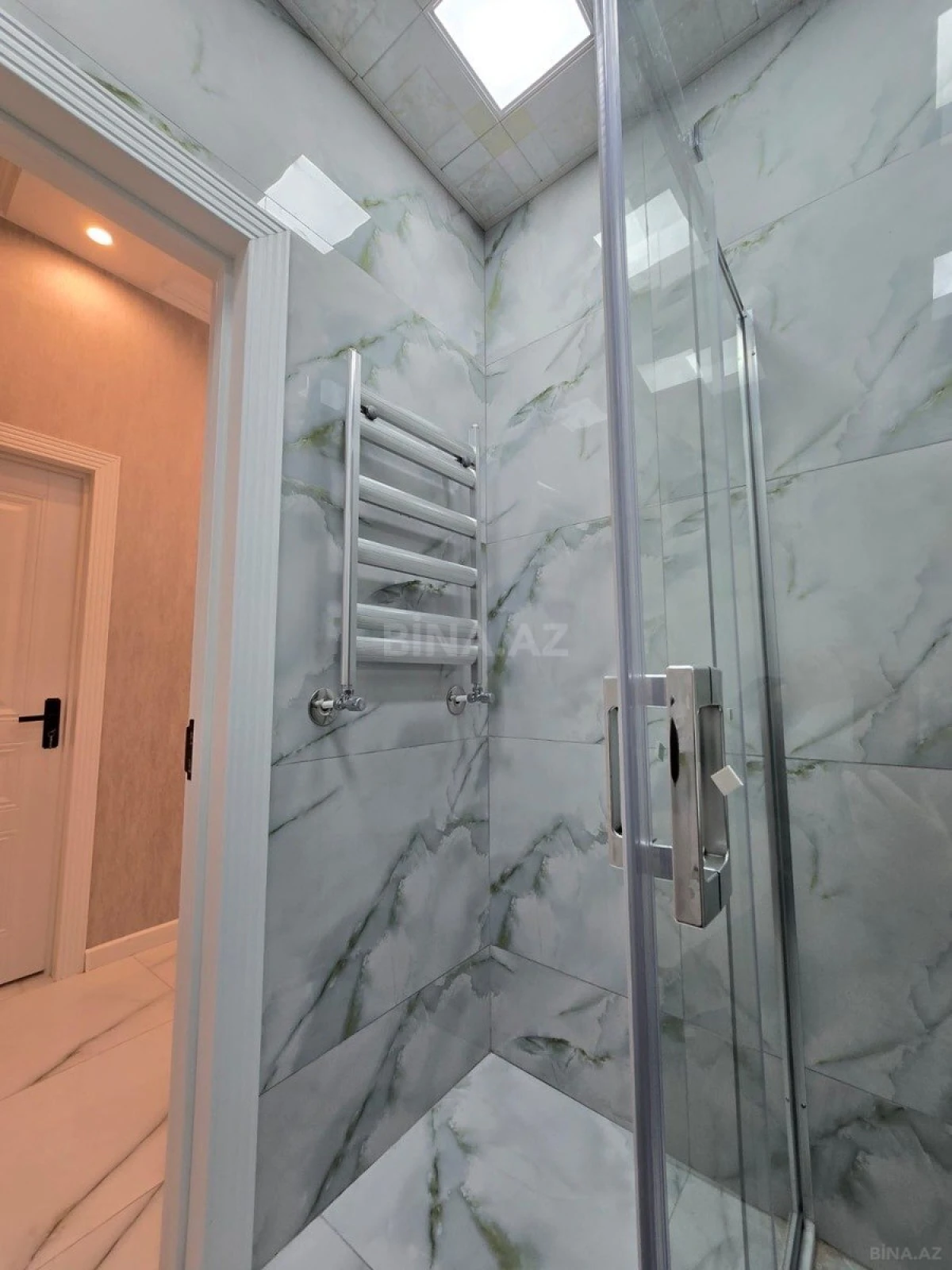 Satılır 3 otaqlı mənzil 96 m²