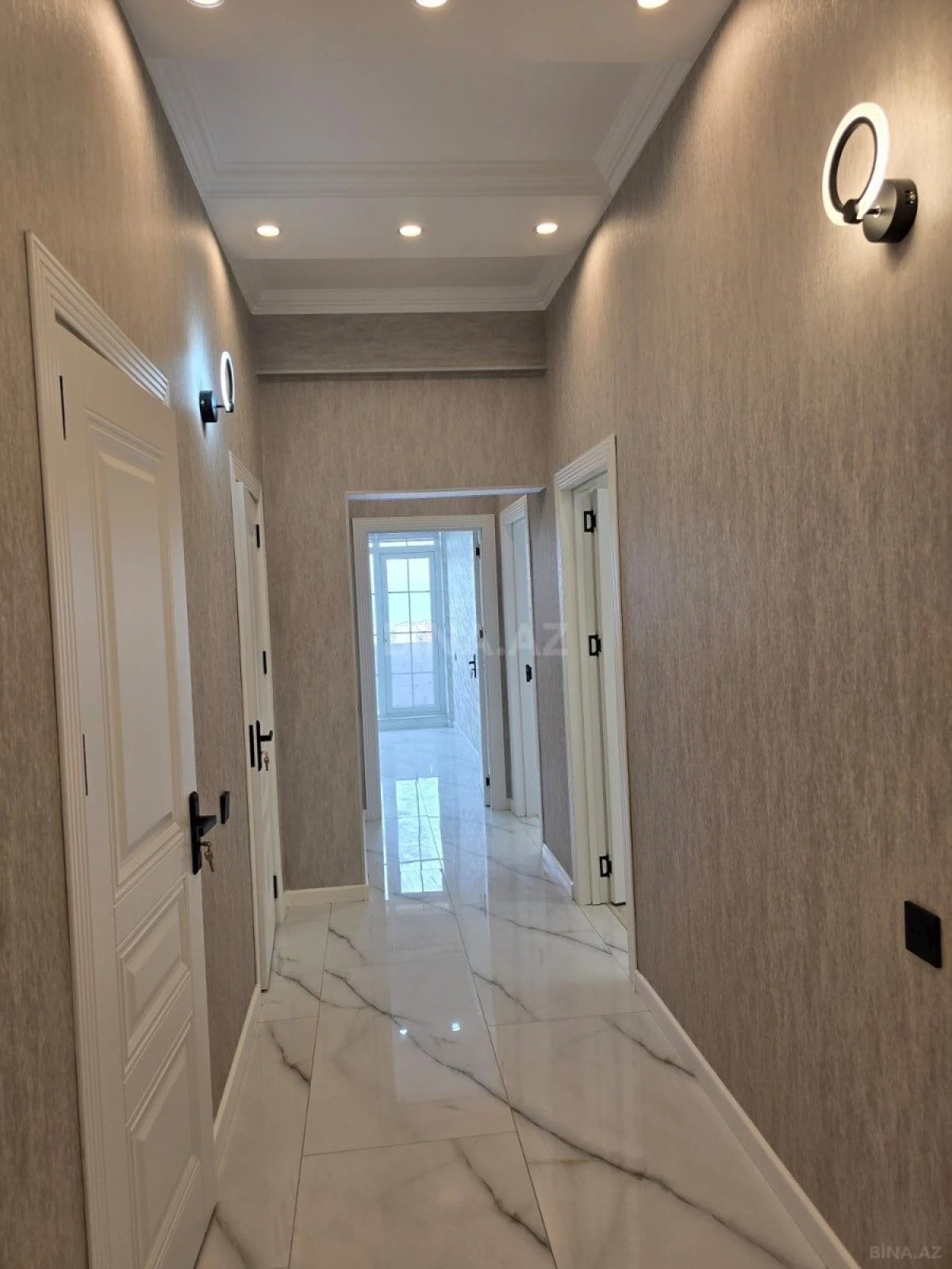 Satılır 3 otaqlı mənzil 96 m²