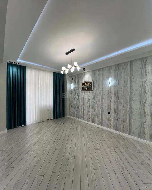 Satılır 2 otaqlı mənzil 95 m²