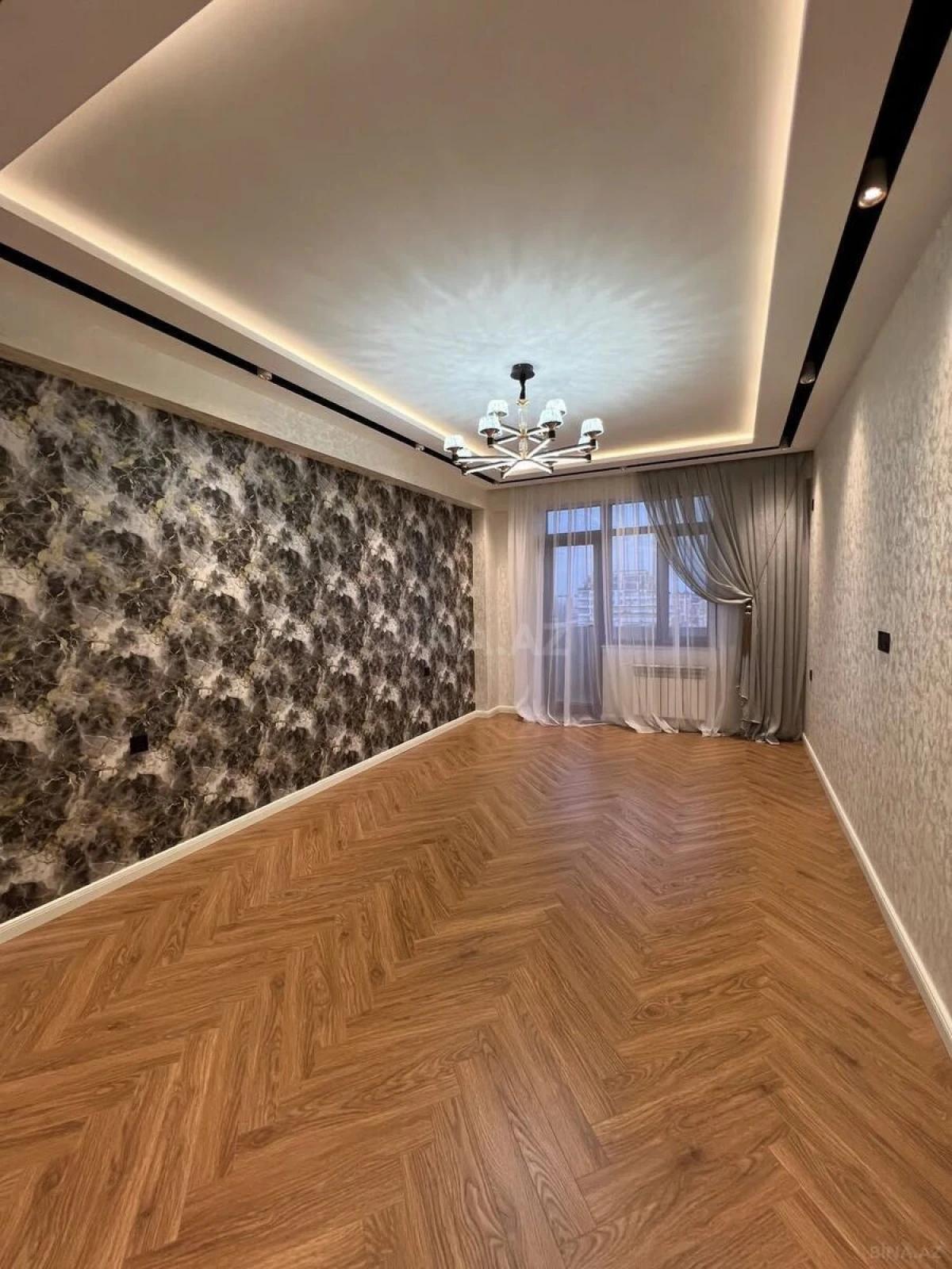 Satılır 3 otaqlı mənzil 115 m²