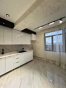 Satılır 3 otaqlı mənzil 115 m²