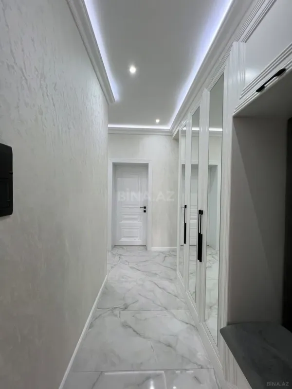 Satılır 3 otaqlı mənzil 96 m²
