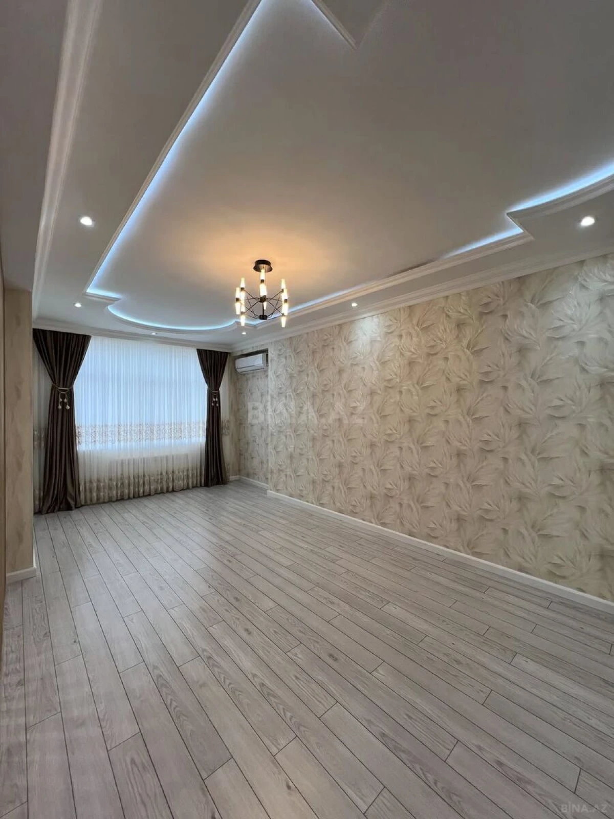 Satılır 3 otaqlı mənzil 96 m²