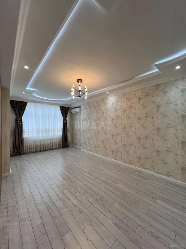Satılır 3 otaqlı mənzil 96 m²