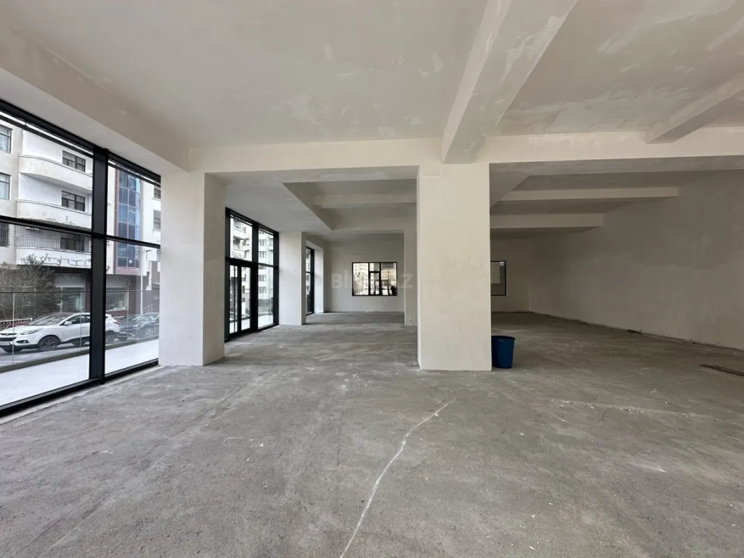 Kirayə verilir obyekt 350 m²